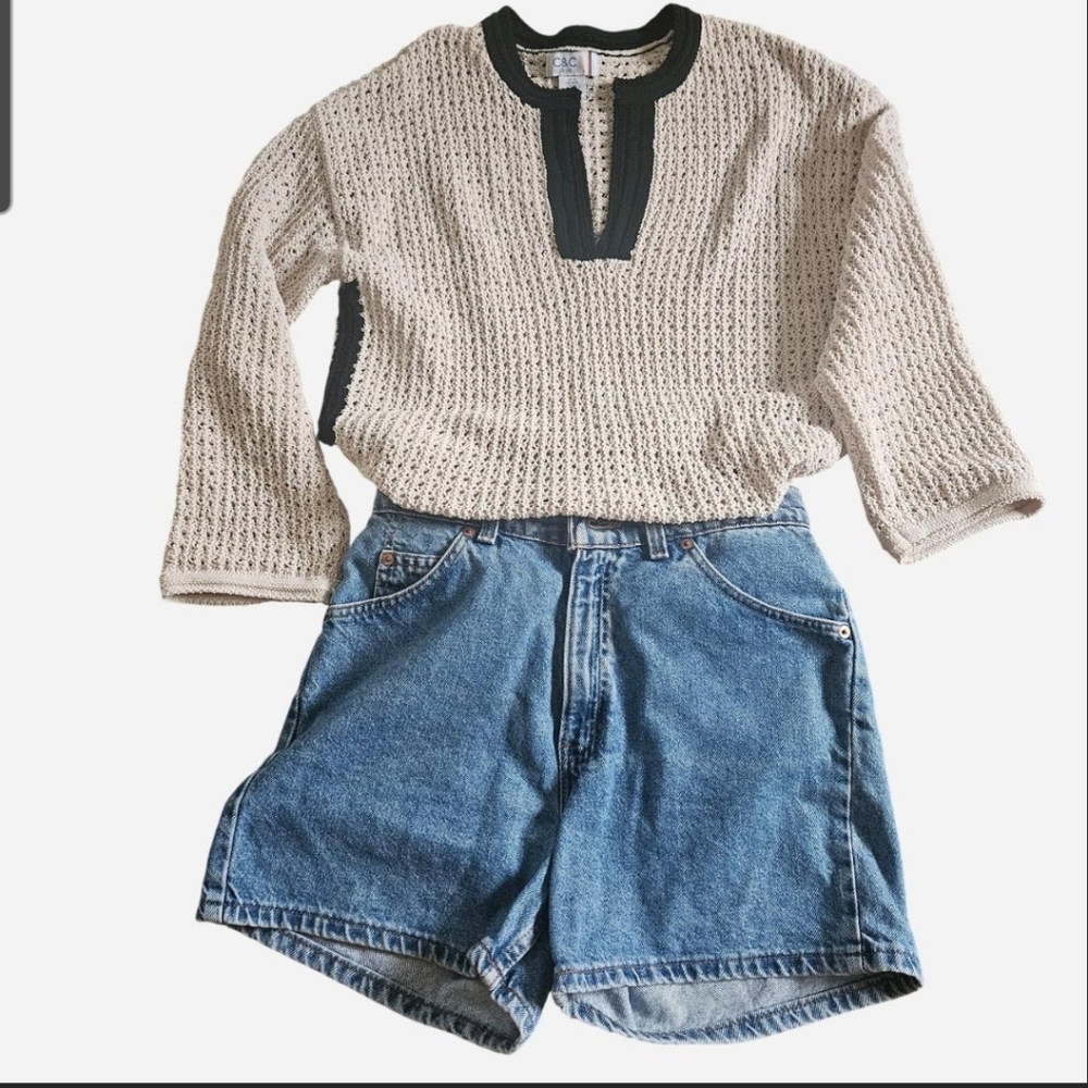 C&C California Black and Cream Knit Pullover